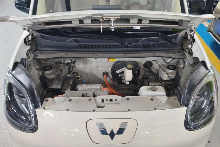 Used Wuling Hongguang MINIEV 2025 Four-Door Version Premium Edition Engine Bay