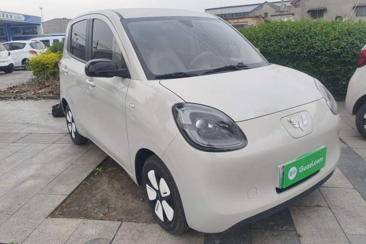 Used Wuling Hongguang MINIEV 2025 Four-Door Version Advanced Edition Exterior 1