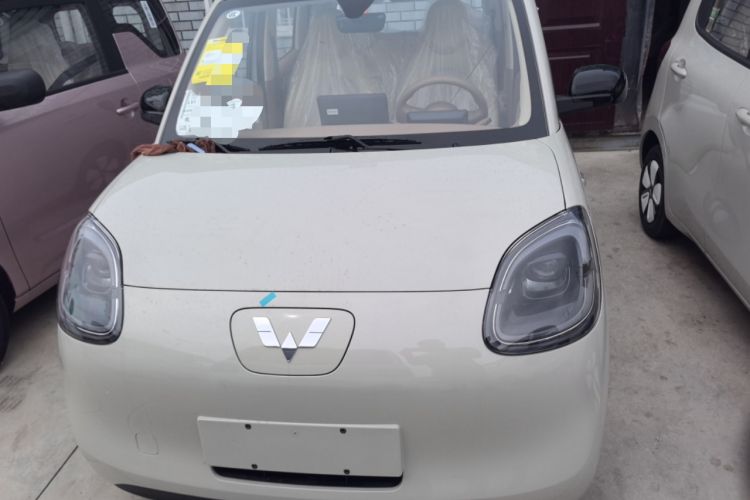 Used Wuling Hongguang MINIEV 2025 Four-Door Version Advanced Edition Exterior 1