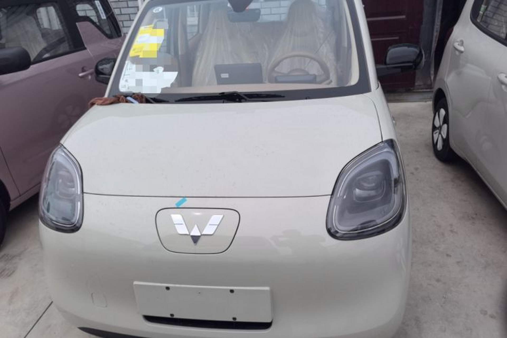 Used Wuling Hongguang MINIEV 2025 Four-Door Version Advanced Edition Exterior 1