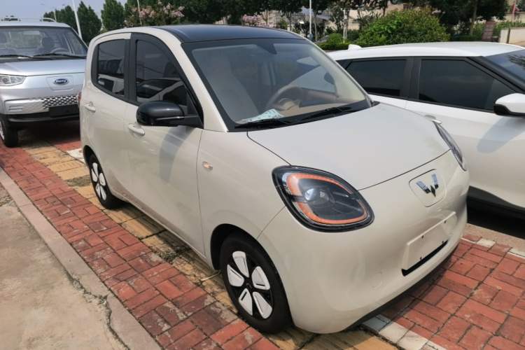 Used Wuling Hongguang MINIEV 2025 Four-Door Version Advanced Edition Exterior 1