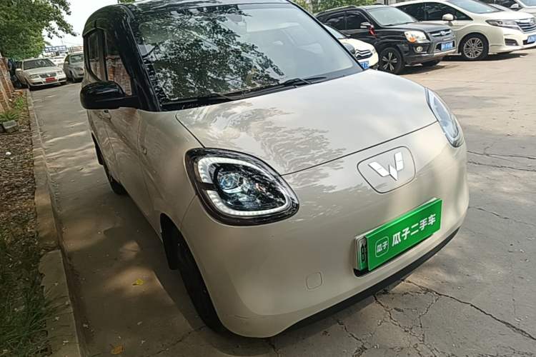 Used Wuling Hongguang MINIEV 2025 Four-Door Version Advanced Edition Exterior 1