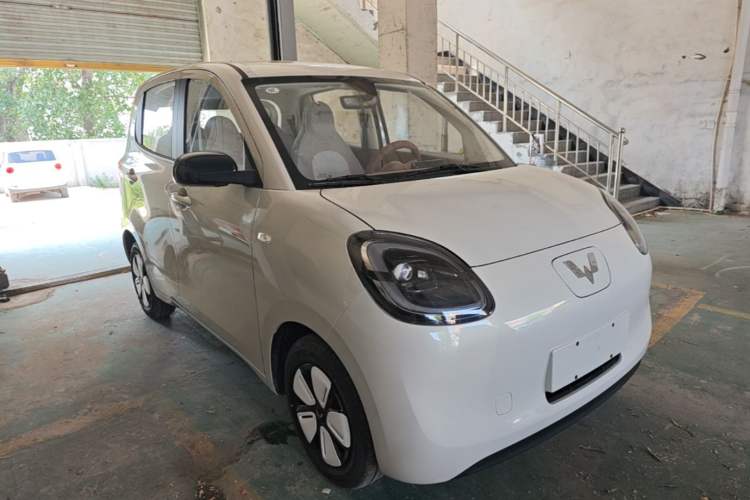 Used Wuling Hongguang MINIEV 2025 Four-Door Version Advanced Edition Exterior 1