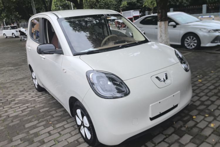 Used Wuling Hongguang MINIEV 2025 Four-Door Version Advanced Edition Exterior 1