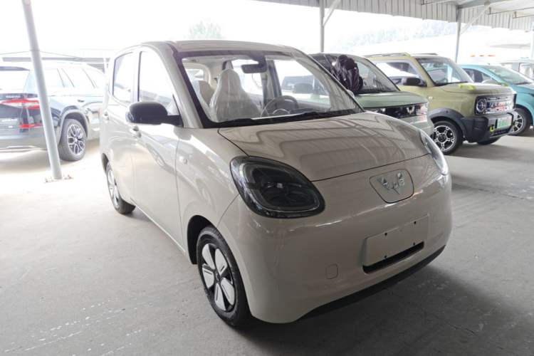 Used Wuling Hongguang MINIEV 2025 Four-Door Version Advanced Edition Exterior 1