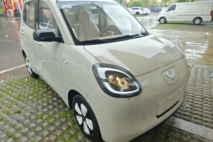 Used Wuling Hongguang MINIEV 2025 Four-Door Version Advanced Edition Exterior 1