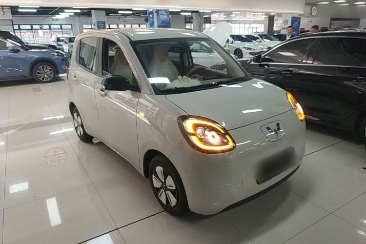 Used Wuling Hongguang MINIEV 2025 Four-Door Version Advanced Edition Exterior 1