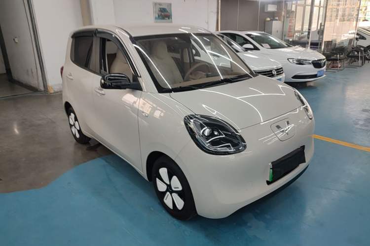 Used Wuling Hongguang MINIEV 2025 Four-Door Version Advanced Edition Exterior 1