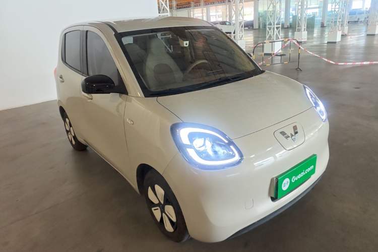 Used Wuling Hongguang MINIEV 2025 Four-Door Version Advanced Edition Exterior 1