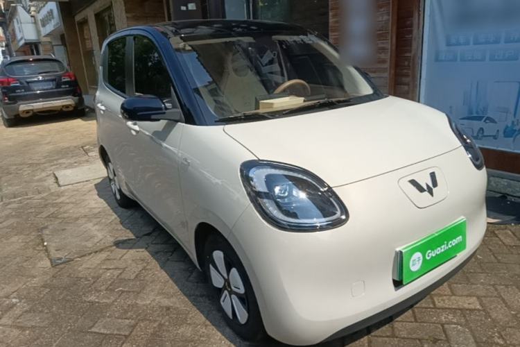 Used Wuling Hongguang MINIEV 2025 Four-Door Version Zhenxiang+ Edition Exterior 1