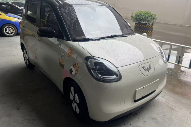 Used Wuling Hongguang MINIEV 2025 Four-Door Version Advanced Edition Exterior 1