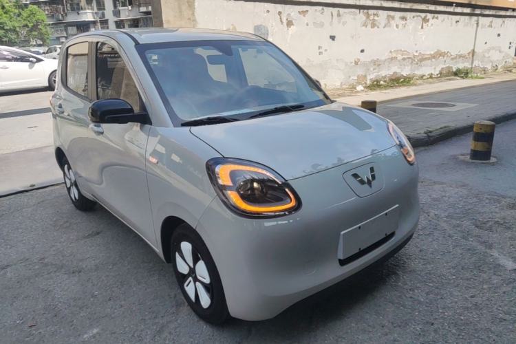 Used Wuling Hongguang MINIEV 2025 Four-Door Version Advanced Edition Exterior 1