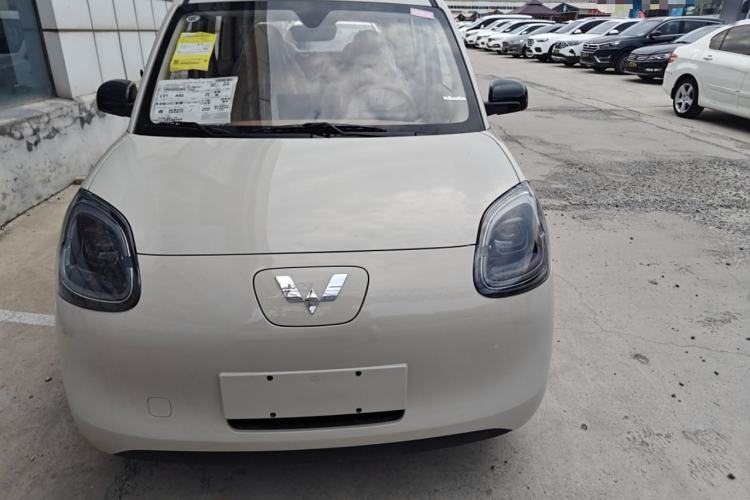 Used Wuling Hongguang MINIEV 2025 Four-Door Version Advanced Edition Exterior 1