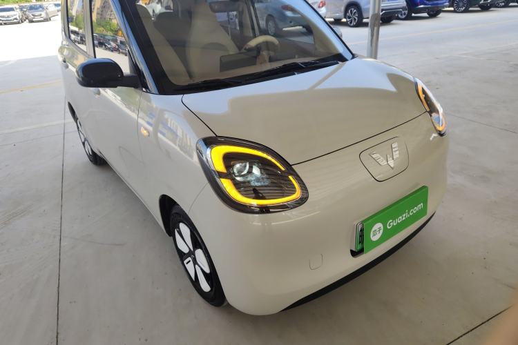Used Wuling Hongguang MINIEV 2025 Four-Door Version Zhenxiang+ Edition Exterior 1