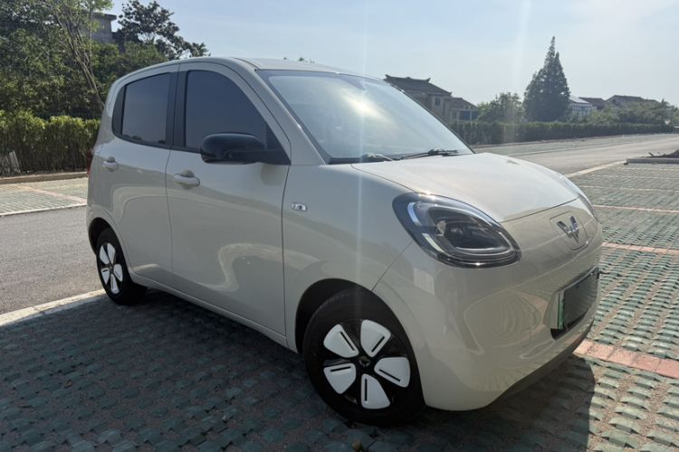 Used Wuling Hongguang MINIEV 2025 Four-Door Version Advanced Edition Exterior 1