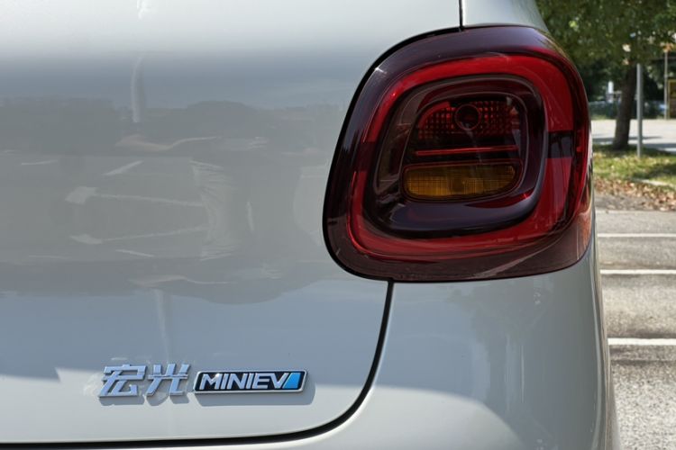 Used Wuling Hongguang MINIEV 2025 Four-Door Version Advanced Edition Exterior 10