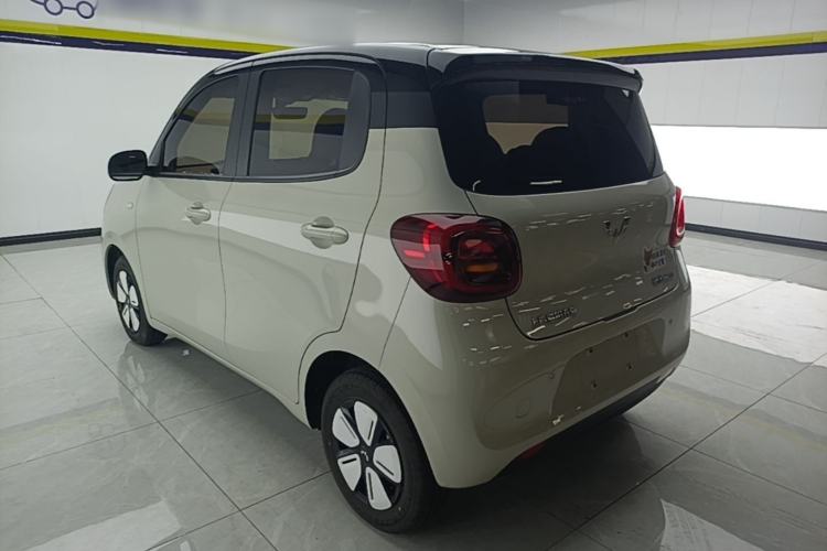 Used Wuling Hongguang MINIEV 2025 Four-Door Version Zhenxiang+ Edition Exterior 2