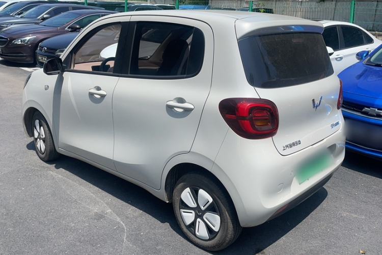 Used Wuling Hongguang MINIEV 2025 Four-Door Version Advanced Edition Exterior 2