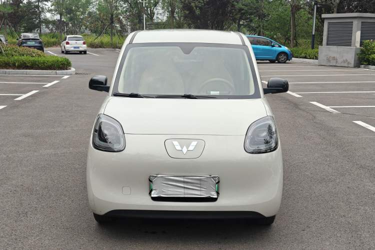 Used Wuling Hongguang MINIEV 2025 Four-Door Version Advanced Edition Exterior 2