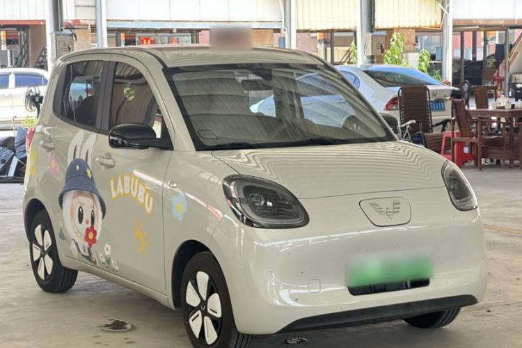 Used Wuling Hongguang MINIEV 2025 Four-Door Version Advanced Edition Exterior 2