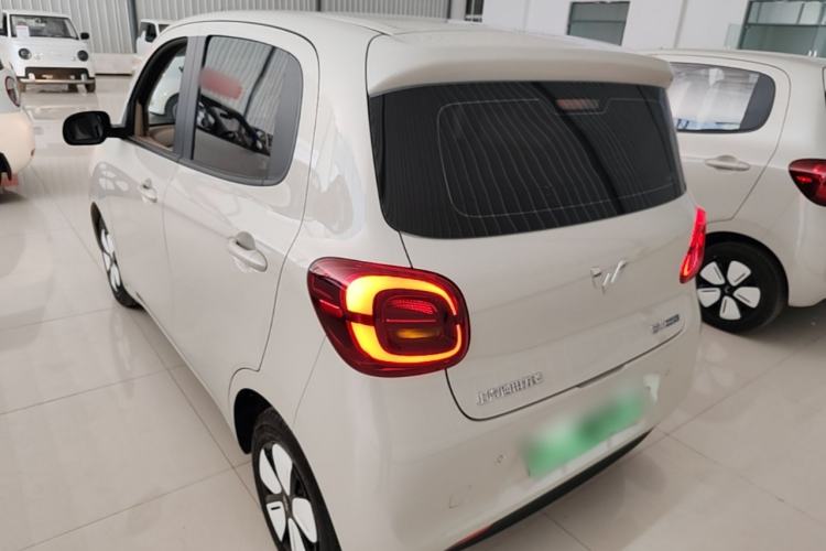 Used Wuling Hongguang MINIEV 2025 Four-Door Version Advanced Edition Exterior 2