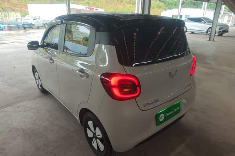 Used Wuling Hongguang MINIEV 2025 Four-Door Version Advanced Edition Exterior 2