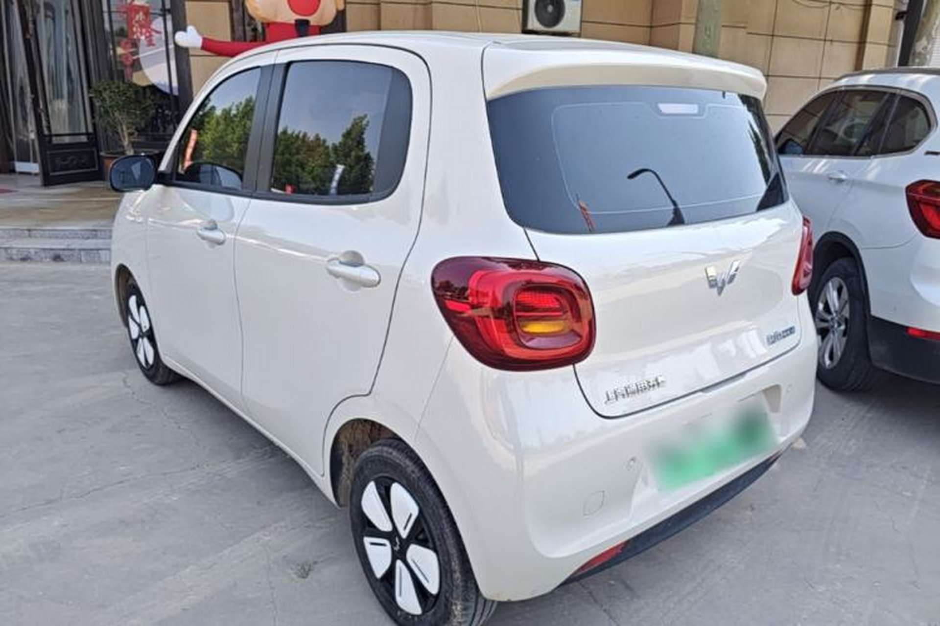Used Wuling Hongguang MINIEV 2025 Four-Door Version Advanced Edition Exterior 2