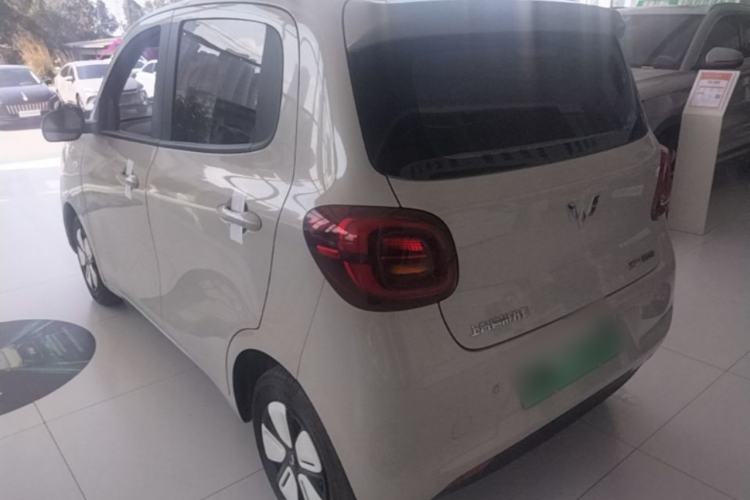 Used Wuling Hongguang MINIEV 2025 Four-Door Version Advanced Edition Exterior 2