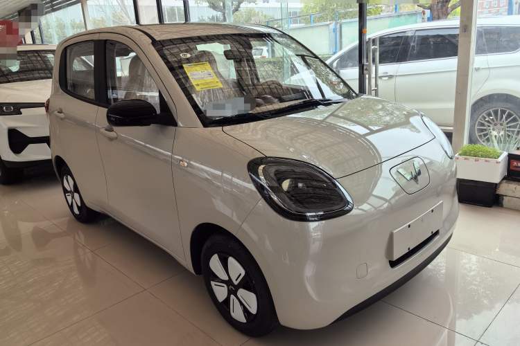 Used Wuling Hongguang MINIEV 2025 Four-Door Version Advanced Edition Exterior 2
