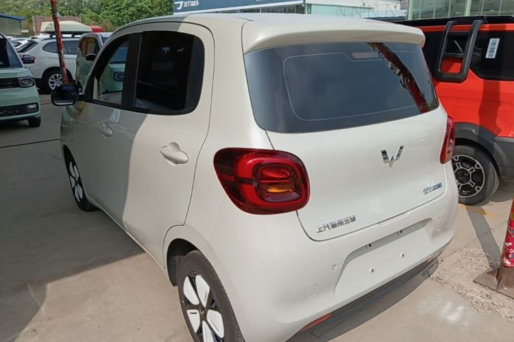 Used Wuling Hongguang MINIEV 2025 Four-Door Version Premium Edition Exterior 2