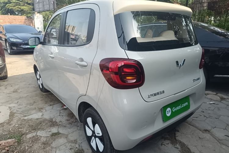 Used Wuling Hongguang MINIEV 2025 Four-Door Version Advanced Edition Exterior 2