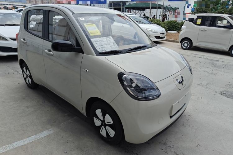 Used Wuling Hongguang MINIEV 2025 Four-Door Version Advanced Edition Exterior 2