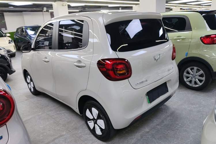 Used Wuling Hongguang MINIEV 2025 Four-Door Version Advanced Edition Exterior 2