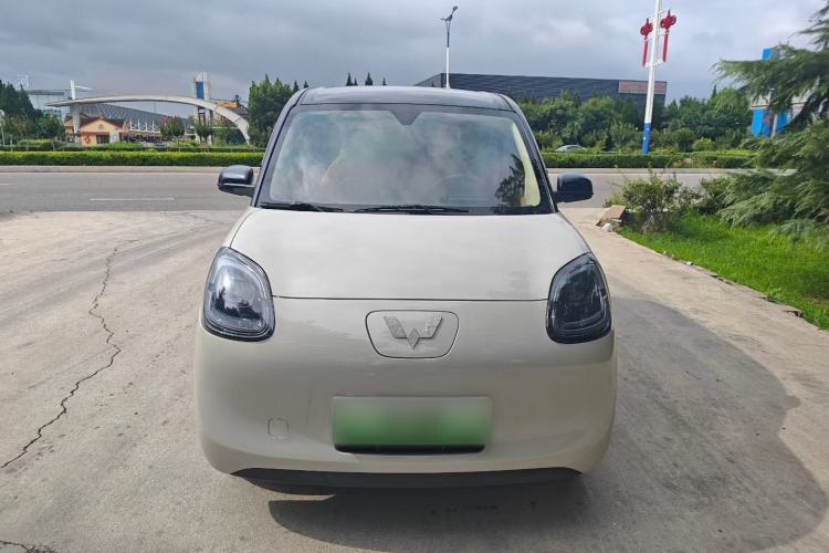 Used Wuling Hongguang MINIEV 2025 Four-Door Version Advanced Edition Exterior 3