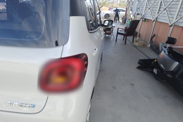 Used Wuling Hongguang MINIEV 2025 Four-Door Version Premium Edition Exterior 3