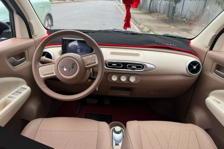 Used Wuling Hongguang MINIEV 2025 Four-Door Version Advanced Edition Exterior 3