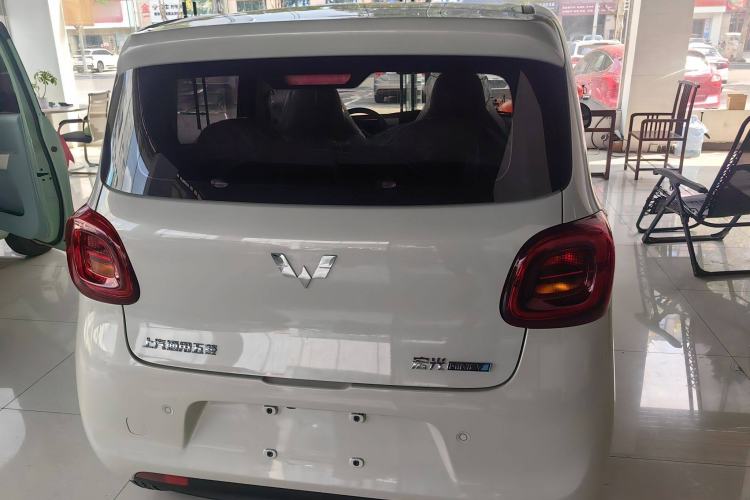 Used Wuling Hongguang MINIEV 2025 Four-Door Version Advanced Edition Exterior 3
