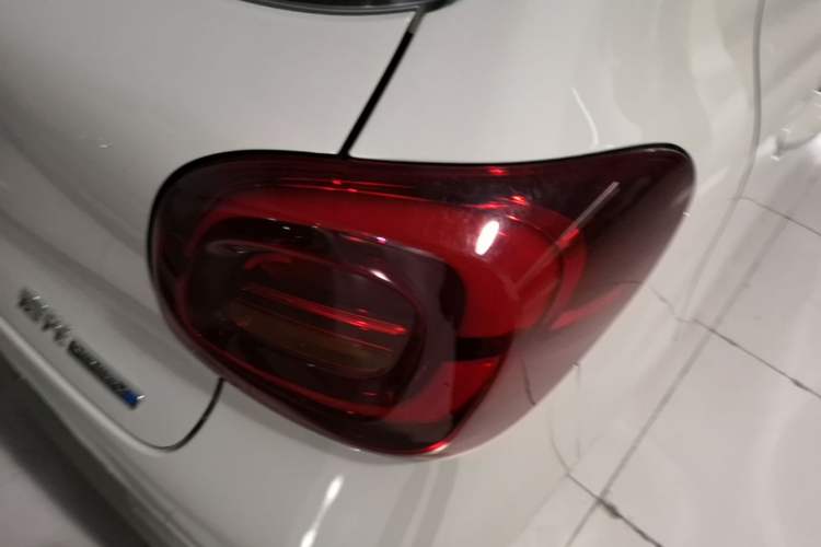 Used Wuling Hongguang MINIEV 2025 Four-Door Version Zhenxiang+ Edition Exterior 3