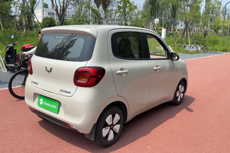 Used Wuling Hongguang MINIEV 2025 Four-Door Version Advanced Edition Exterior 3