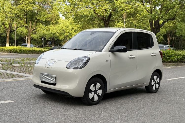 Used Wuling Hongguang MINIEV 2025 Four-Door Version Advanced Edition Exterior 3