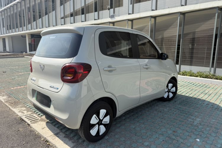 Used Wuling Hongguang MINIEV 2025 Four-Door Version Advanced Edition Exterior 3
