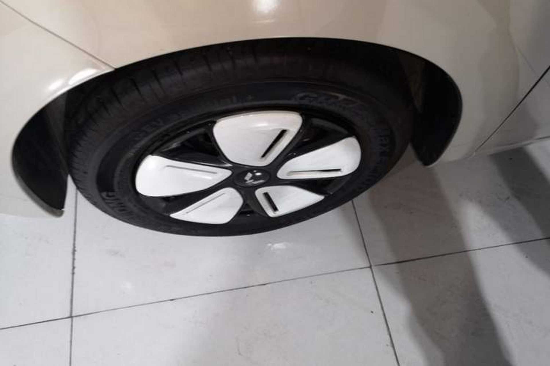 Used Wuling Hongguang MINIEV 2025 Four-Door Version Advanced Edition Exterior 4
