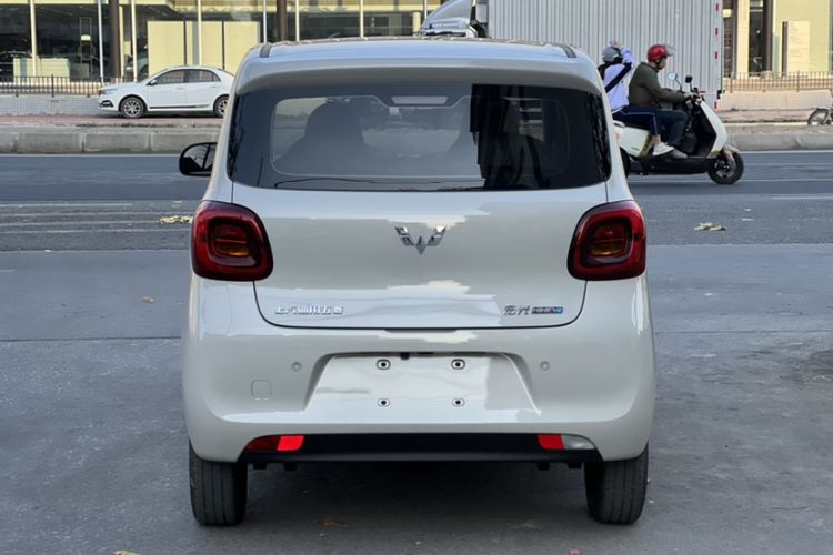 Used Wuling Hongguang MINIEV 2025 Four-Door Version Advanced Edition Exterior 4