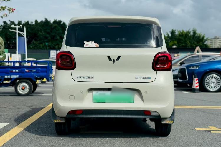 Used Wuling Hongguang MINIEV 2025 Four-Door Version Advanced Edition Exterior 4