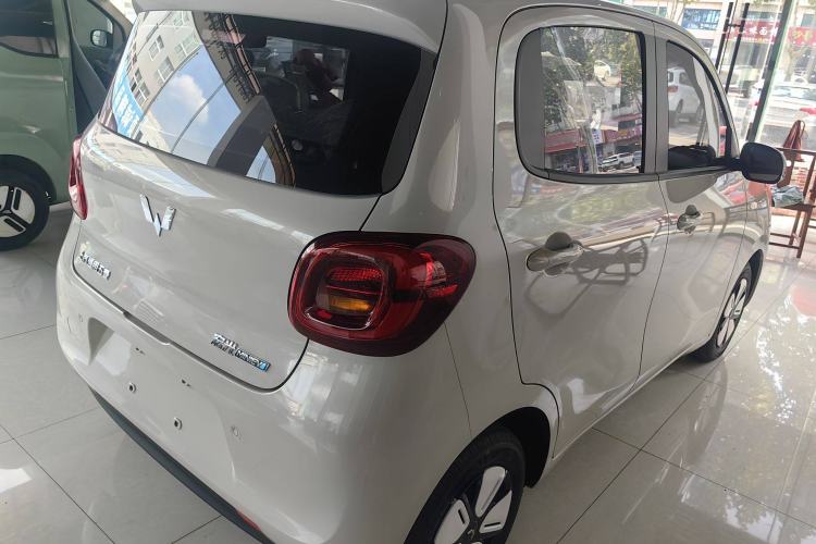 Used Wuling Hongguang MINIEV 2025 Four-Door Version Advanced Edition Exterior 4