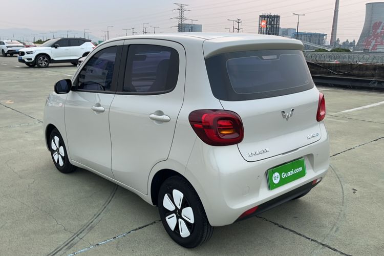 Used Wuling Hongguang MINIEV 2025 Four-Door Version Advanced Edition Exterior 4