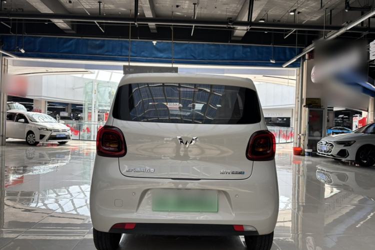 Used Wuling Hongguang MINIEV 2025 Four-Door Version Advanced Edition Exterior 4