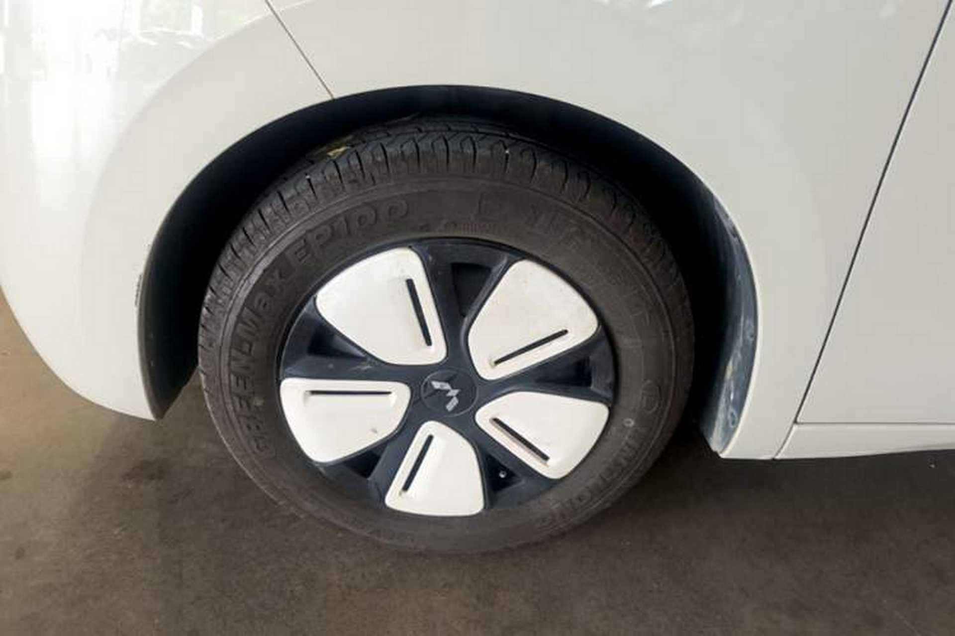 Used Wuling Hongguang MINIEV 2025 Four-Door Version Advanced Edition Exterior 4