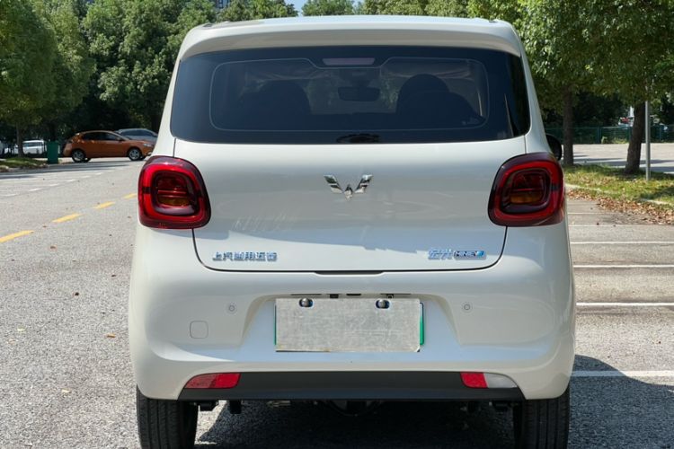 Used Wuling Hongguang MINIEV 2025 Four-Door Version Advanced Edition Exterior 4