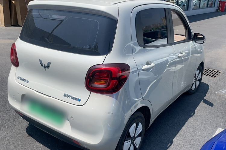 Used Wuling Hongguang MINIEV 2025 Four-Door Version Advanced Edition Exterior 5